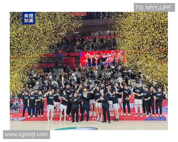 CBA精彩对决上海队与新疆队全场比赛录像回放分析与精彩瞬间汇总